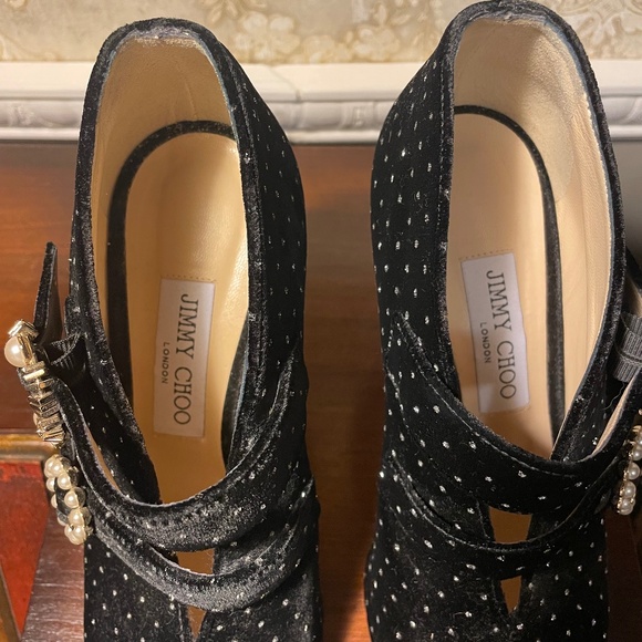 Great Used Condition- Jimmy Choo Larissa Black Velvet Booties 100mm - Size 38 - Picture 3 of 7